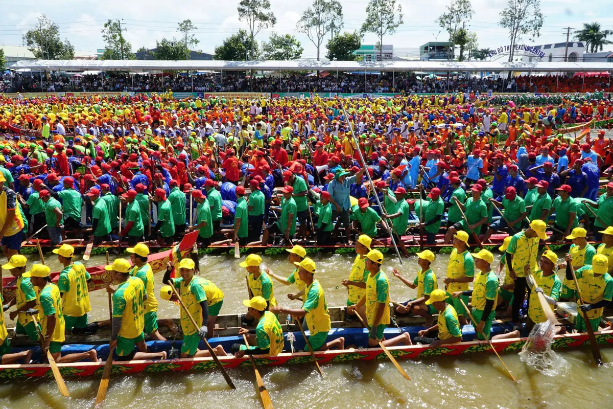 Dậy sóng dòng Maspero – Sức nóng từ Ngày hội Đua ghe Ngo- Ảnh 5.