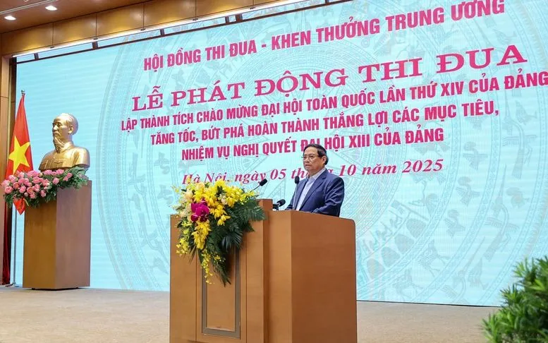 Thủ tướng Chính phủ Phạm Minh Chính phát động đợt thi đua cao điểm lập thành tích chào mừng Đại hội XIV của Đảng - Ảnh: VGP