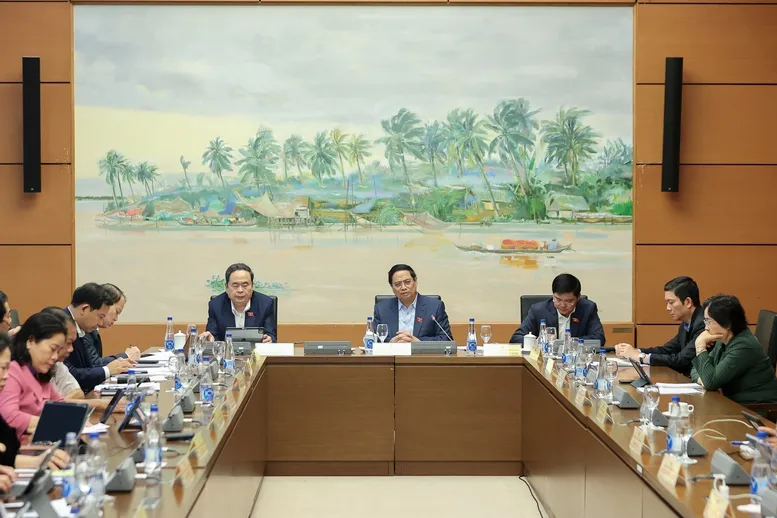 Thủ tướng: Xây dựng pháp luật phải giải quyết được những bài toán thực tiễn rất cụ thể- Ảnh 2. Thủ tướng: Xây dựng pháp luật phải giải quyết được những bài toán thực tiễn rất cụ thể- Ảnh 2.