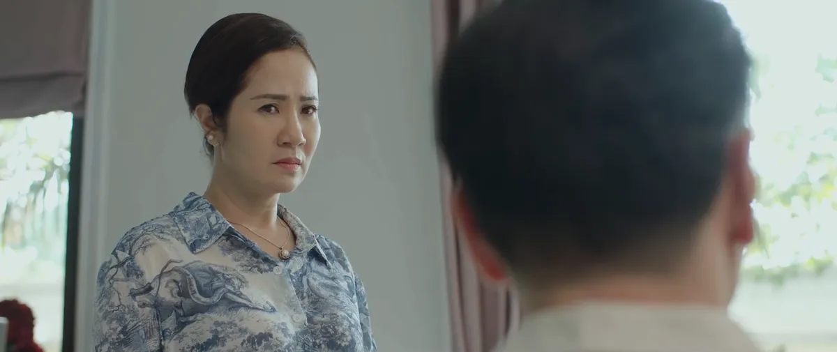 Lằn ranh - Tập 4: Ông Sách khó xử vì sếp cũ nhờ vả "kiếm ghế" - Ảnh 10.