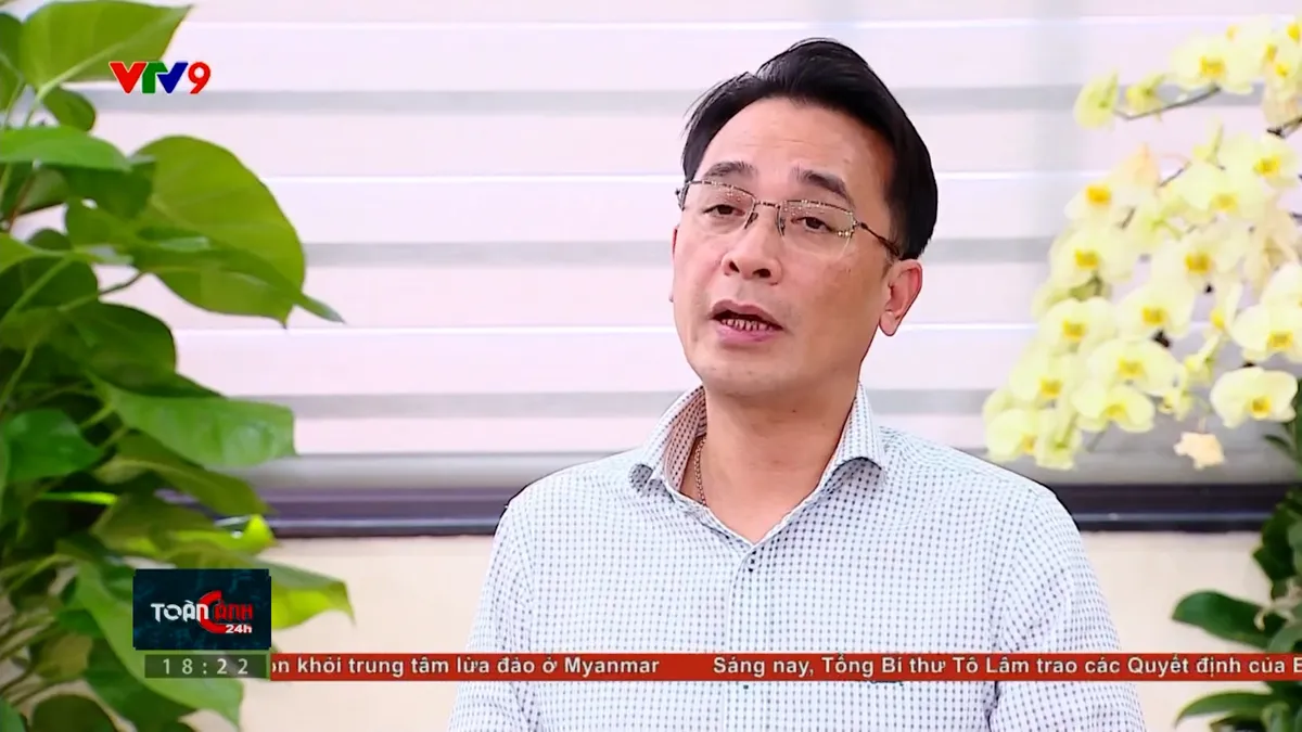 tc24h-0411-4 chử đức trình.jpg