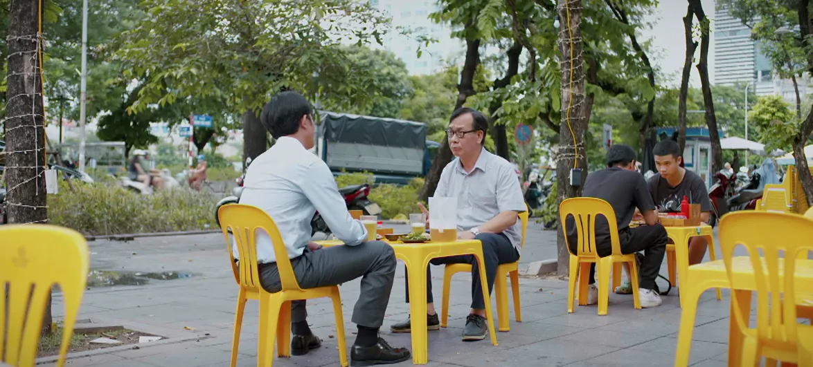 Gió ngang khoảng trời xanh - Tập 38: Mỹ Anh bắt đầu nghi ngờ chồng ngoại tình - Ảnh 3.