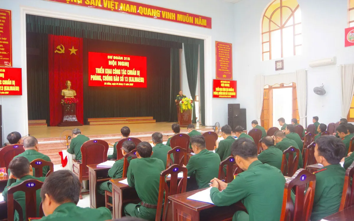 Sư đoàn 315 triển khai công tác ứng phó bão số 13 Kalmaegi.