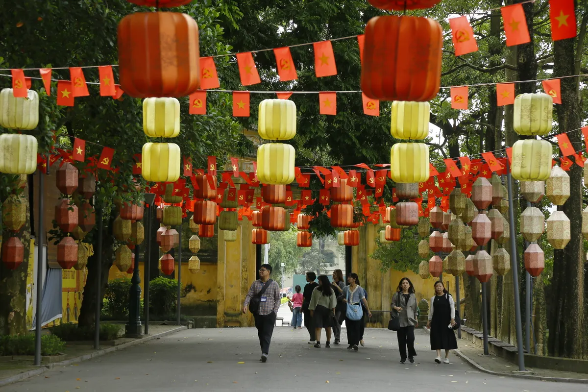 Hoàng thành Thăng Long: Hơi thở xưa trong nhịp sống nay- Ảnh 2.