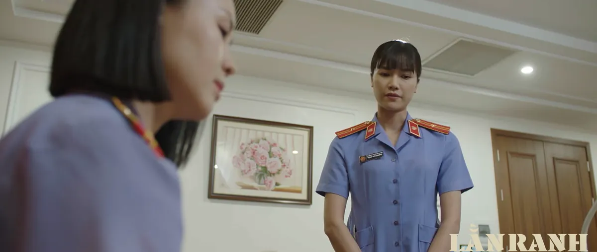 Lằn ranh - Tập 5: Viên đòi tiền thanh tra Sở Xây dựng - Ảnh 3.