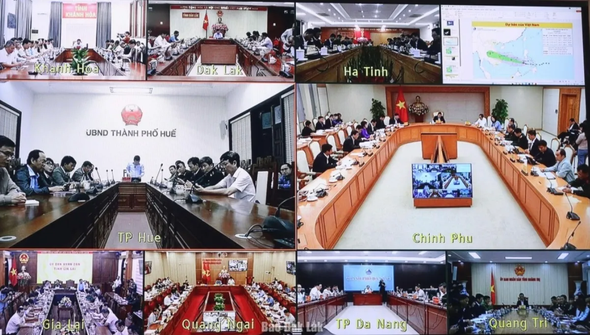 100% tàu thuyền phải được đưa vào nơi trú ẩn an toàn, tuyệt đối không còn người dân trên biển trước 17 giờ ngày 6/11 - Ảnh 2.