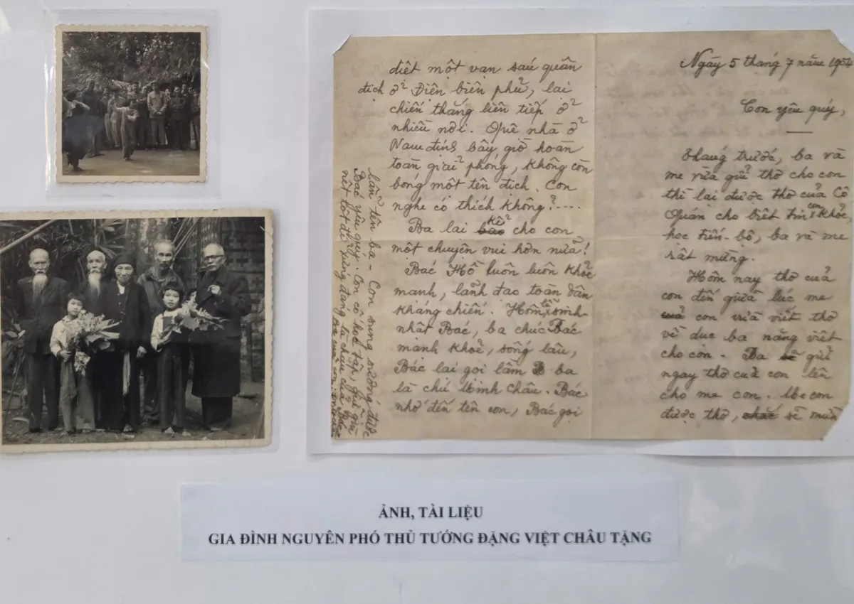 Hình ảnh, hiện vật vô giá về Bác Hồ đến với Bảo tàng Hồ Chí Minh - Ảnh 1.