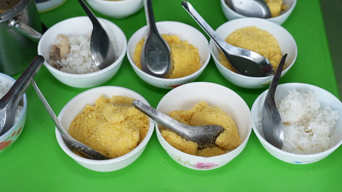 Điểm trường Ngài Trò: Cơ sở xuống cấp, bữa ăn trẻ thơ còn nhiều thiếu thốn- Ảnh 3.