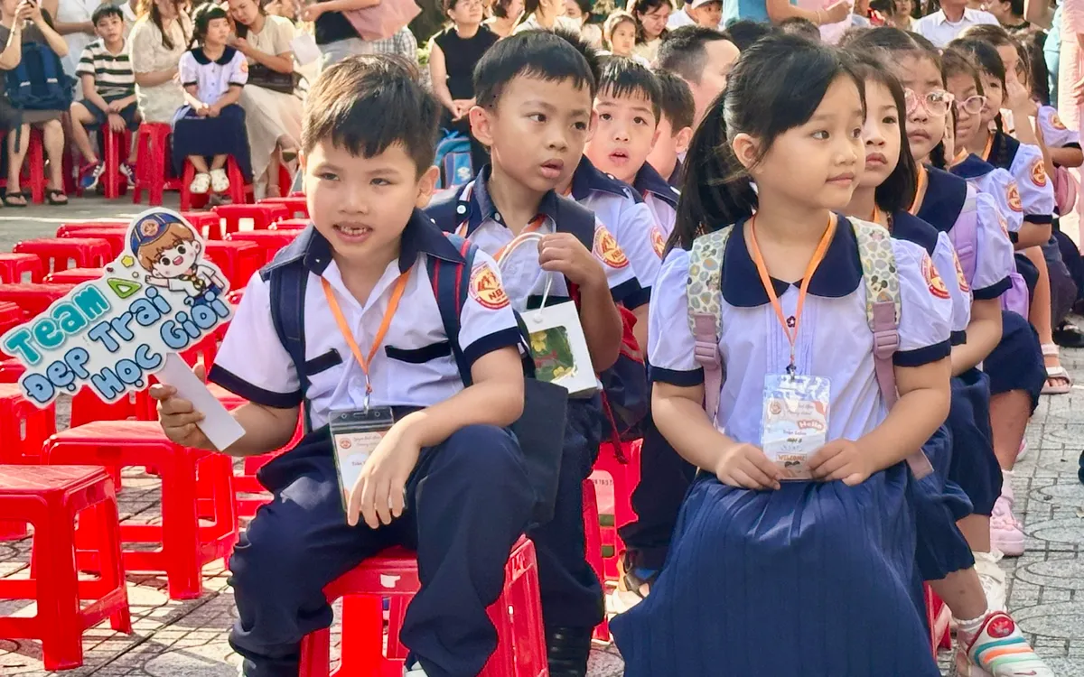 Học sinh trường Tiểu học Nguyễn Bỉnh Khiêm (Ảnh: Thu Trang)