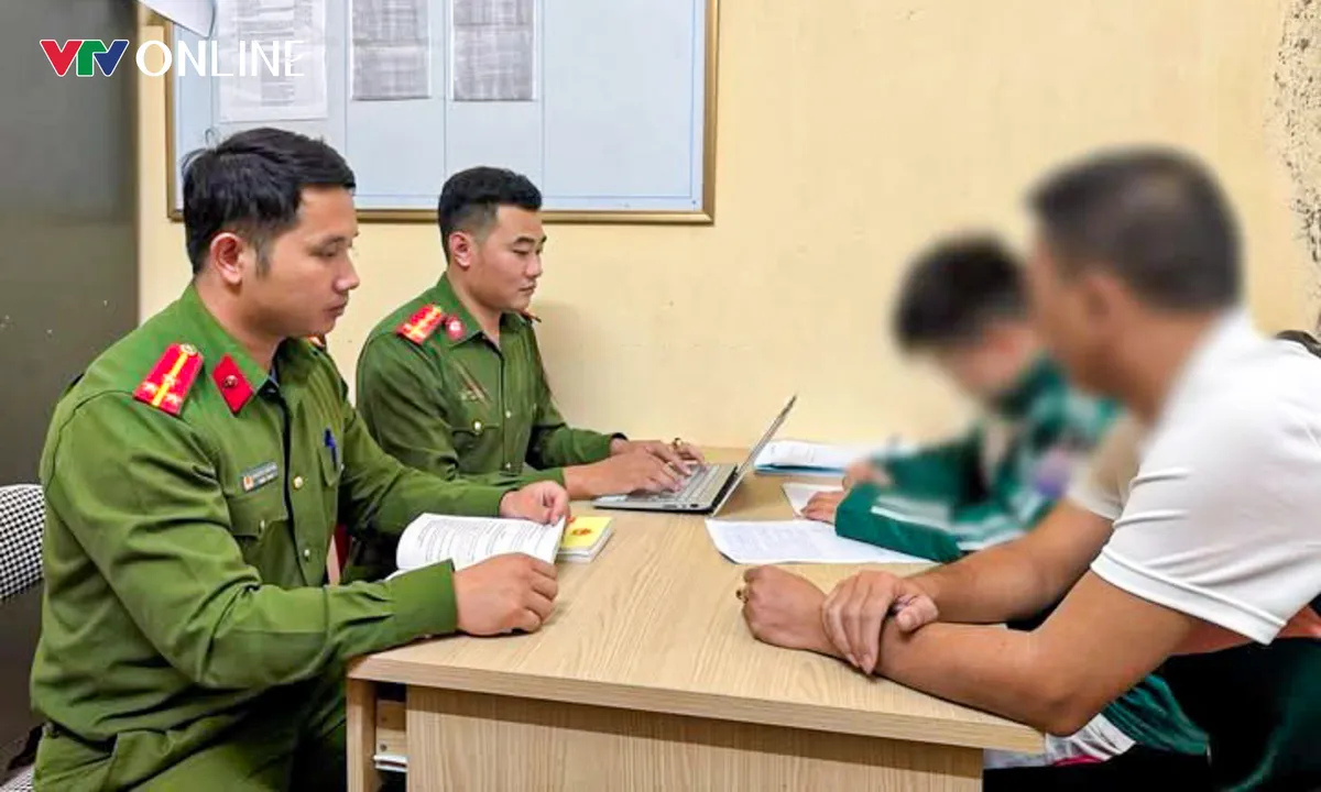 Lào Cai: Dấu hiệu tội "G.i.ế.t người" trong vụ nam sinh đâm bạn - Ảnh 2.