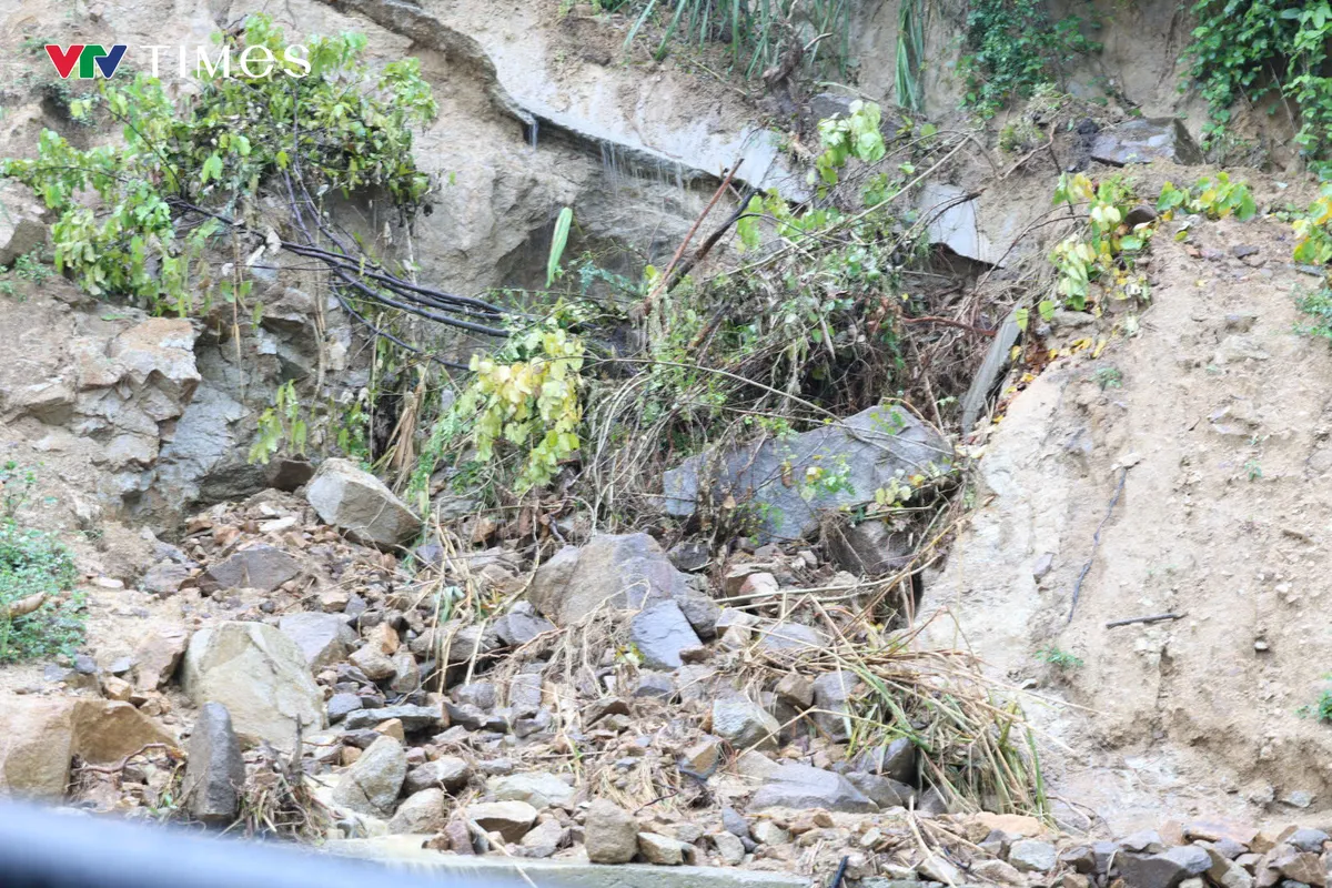 Đề xuất đóng đèo An Khê, tỉnh Gia Lai  từ 19h tối nay đến 8h ngày mai do nguy cơ sạt lở - Ảnh 1.