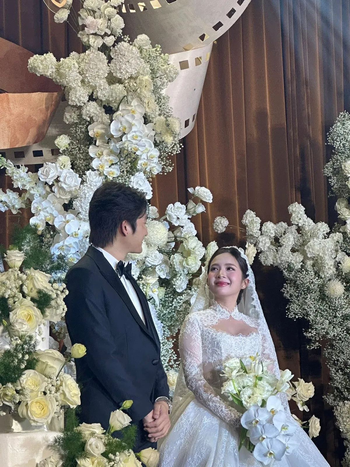 Đám cưới lãng mạn của Đình Tú - Ngọc Huyền- Ảnh 2.