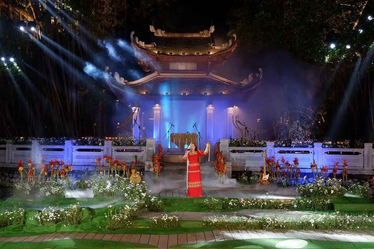 Sông Hồng gọi, đại ngàn reo: Vóc dáng núi rừng giữa lòng Hà Nội - Ảnh 5.