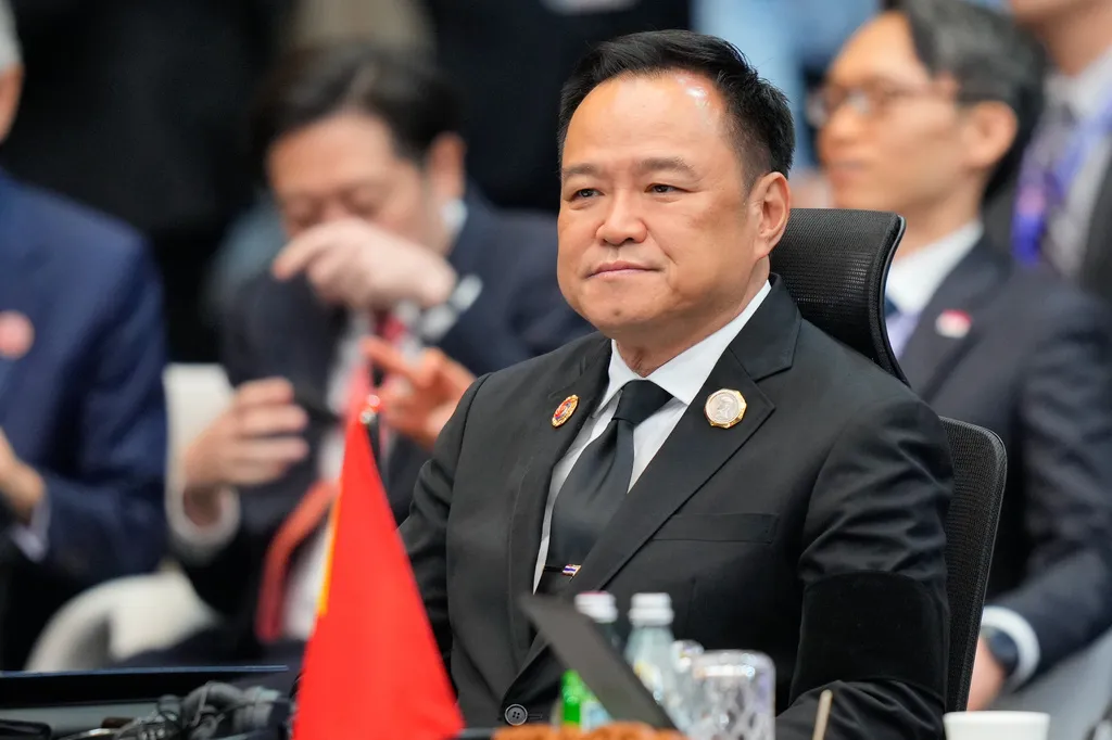 Thái Lan đẩy mạnh chống lừa đảo trực tuyến- Ảnh 1.