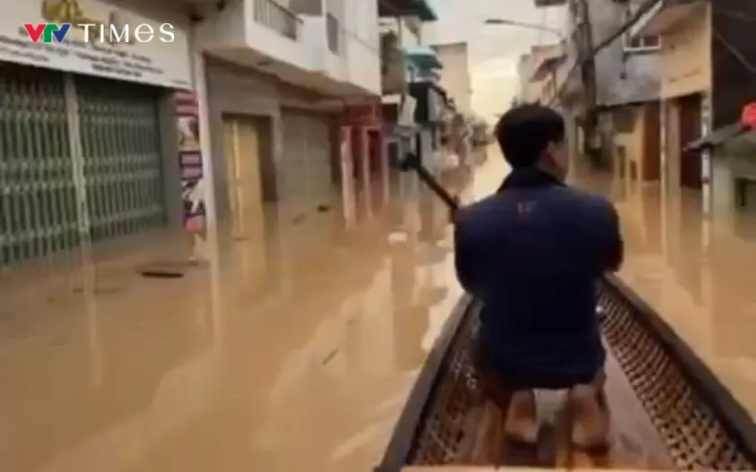 Xã Đồng Xuân, tỉnh Đắk Lắk ngập chìm trong lũ.