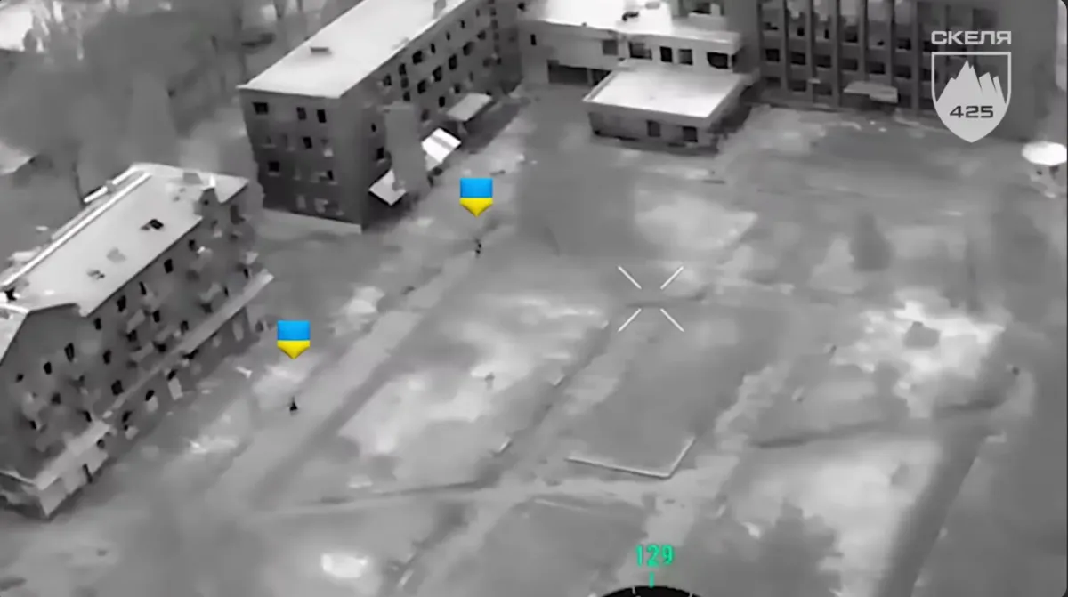 Chiến sự Pokrovsk: Ukraine rơi vào tình thế “ngàn cân treo sợi tóc”- Ảnh 2.