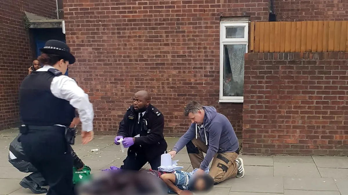 Vì sao tấn công bằng dao trở thành vấn đề xã hội nhức nhối tại Anh?- Ảnh 2. Vì sao tấn công bằng dao trở thành vấn đề xã hội nhức nhối tại Anh?- Ảnh 2.