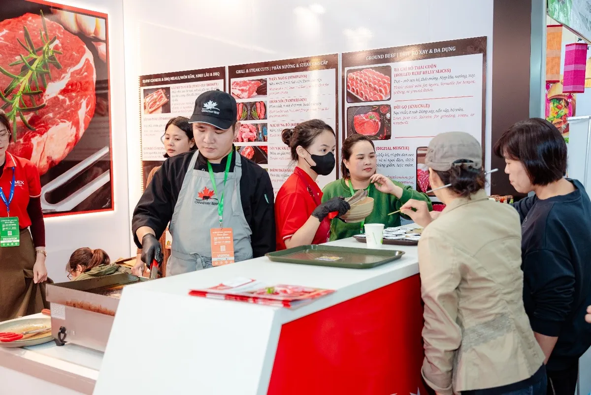 Vimex Food phối hợp Hiệp hội Thịt bò Canada tham gia triển lãm Vietfood & Beverage Hanoi 2025- Ảnh 2. Vimex Food phối hợp Hiệp hội Thịt bò Canada tham gia triển lãm Vietfood & Beverage Hanoi 2025- Ảnh 2.