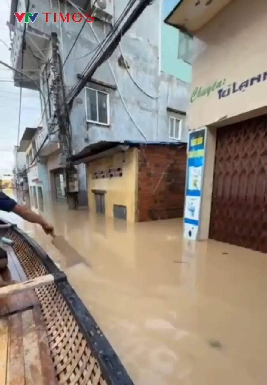 Xã Đồng Xuân, tỉnh Đắk Lắk có hơn 2.000 nhà bị ngập nước - Ảnh 2.