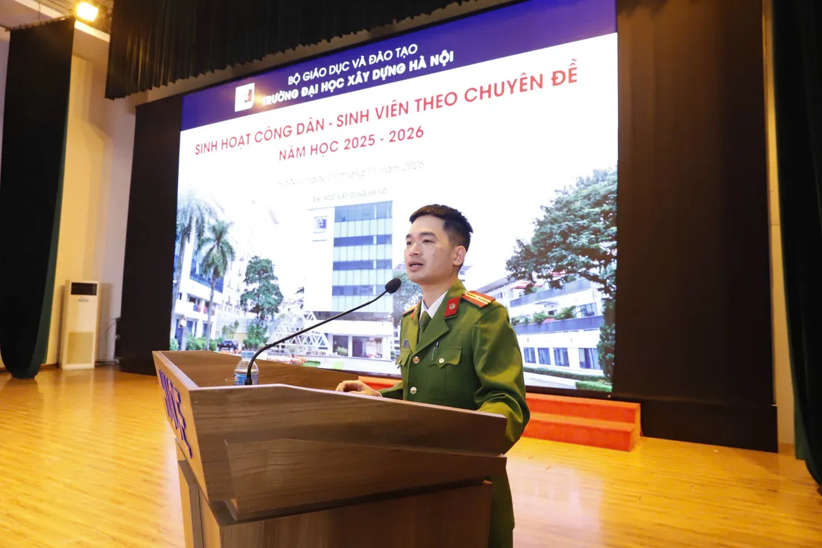 Hơn 1.000 sinh viên Hà Nội được cung cấp kiến thức an toàn trên không gian mạng - Ảnh 2.