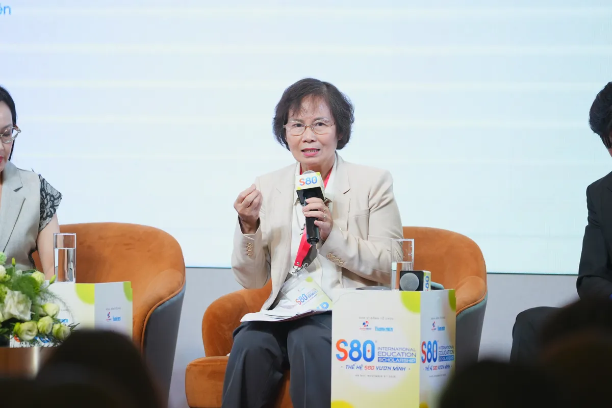 Học tiếng Anh không chỉ để thi, mà để vươn mình trong kỷ nguyên hội nhập - Ảnh 1.