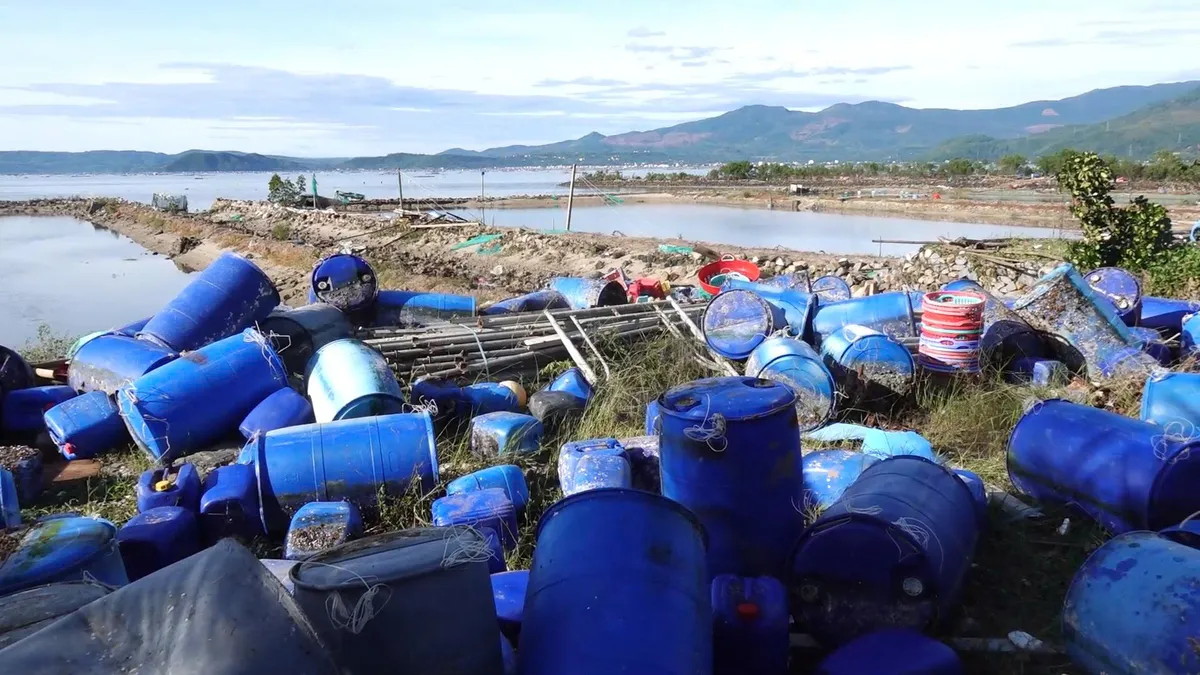 Quân khu 5 khẩn trương khắc phục thiệt hai sau bão tại Đắk Lắk - Ảnh 2.