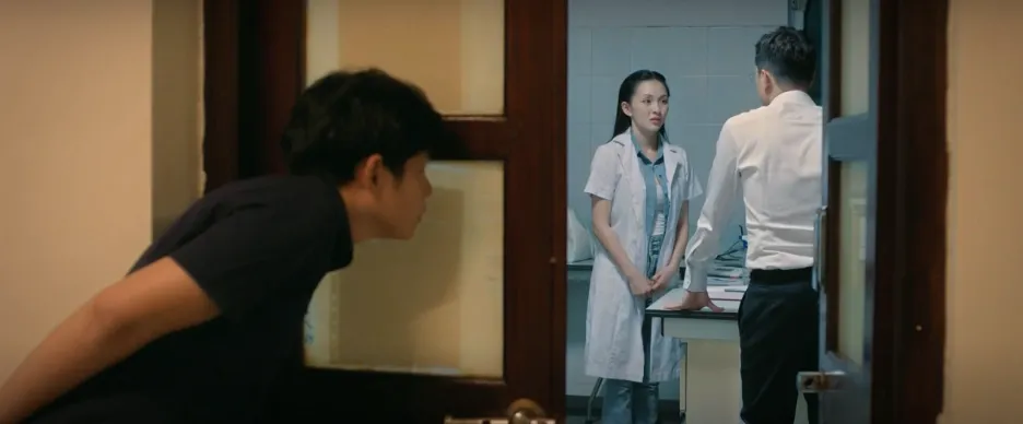 Cách em 1 milimet - Tập 20: Xem clip của Nghiêm, Ngân chọn sự thật hay một ông chồng đầy "phốt"?- Ảnh 12. Cách em 1 milimet - Tập 20: Xem clip của Nghiêm, Ngân chọn sự thật hay một ông chồng đầy "phốt"?- Ảnh 12.