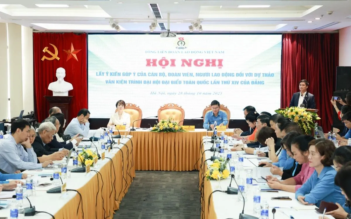 Tổng Liên đoàn Lao động Việt Nam tổ chức hội nghị lấy ý kiến góp ý của cán bộ, đoàn viên, người lao động đối với dự thảo văn kiện trình Đại hội XIV của Đảng