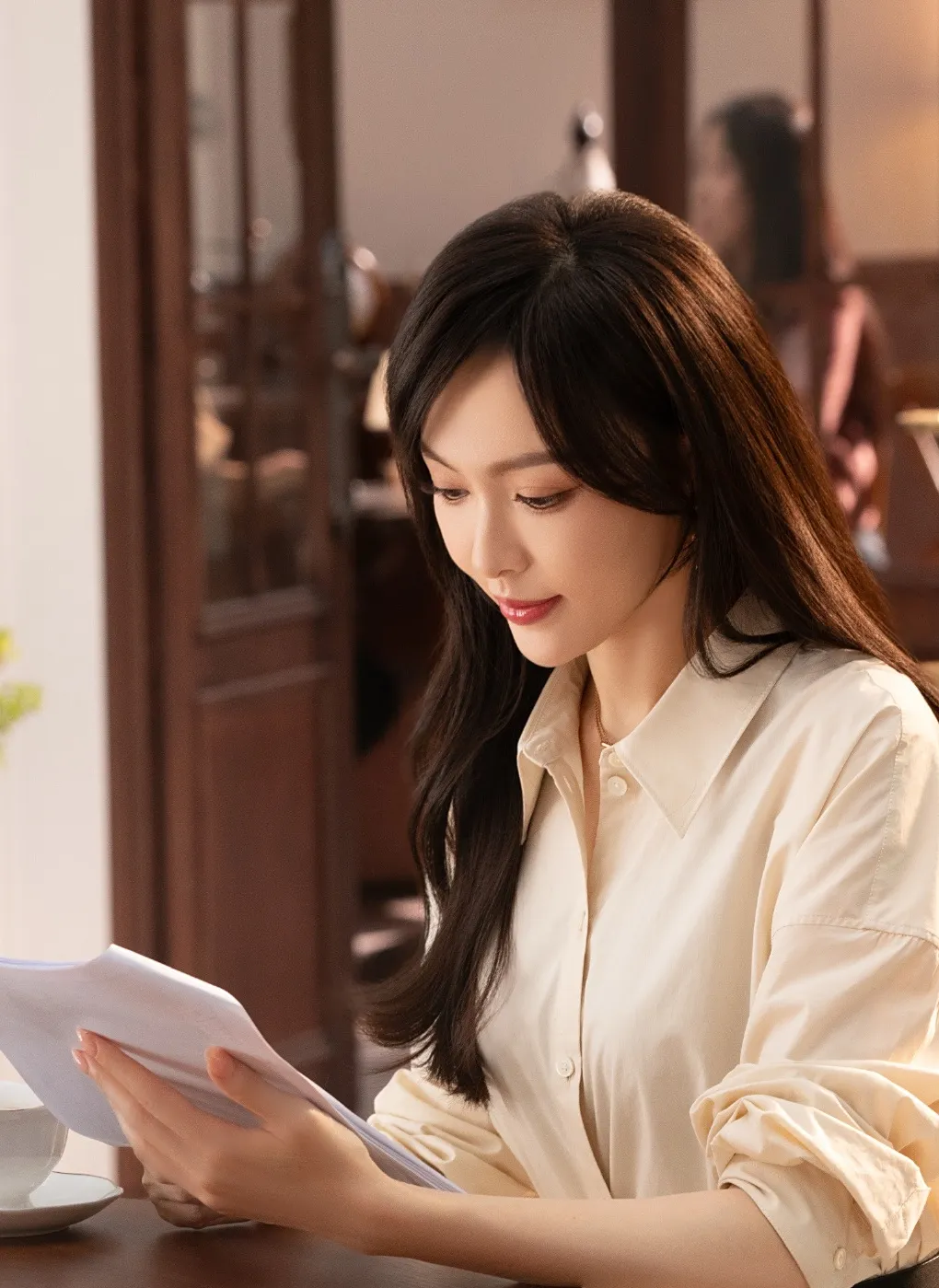 Phim mới của Đường Yên, Triệu Hựu Đình hoãn chiếu vì sự cố của biên kịch - Ảnh 2.