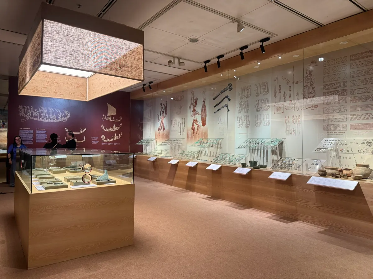 Khám phá khảo cổ từ Vườn Chuối qua gần 1000 tài liệu, hiện vật quý - Ảnh 3.