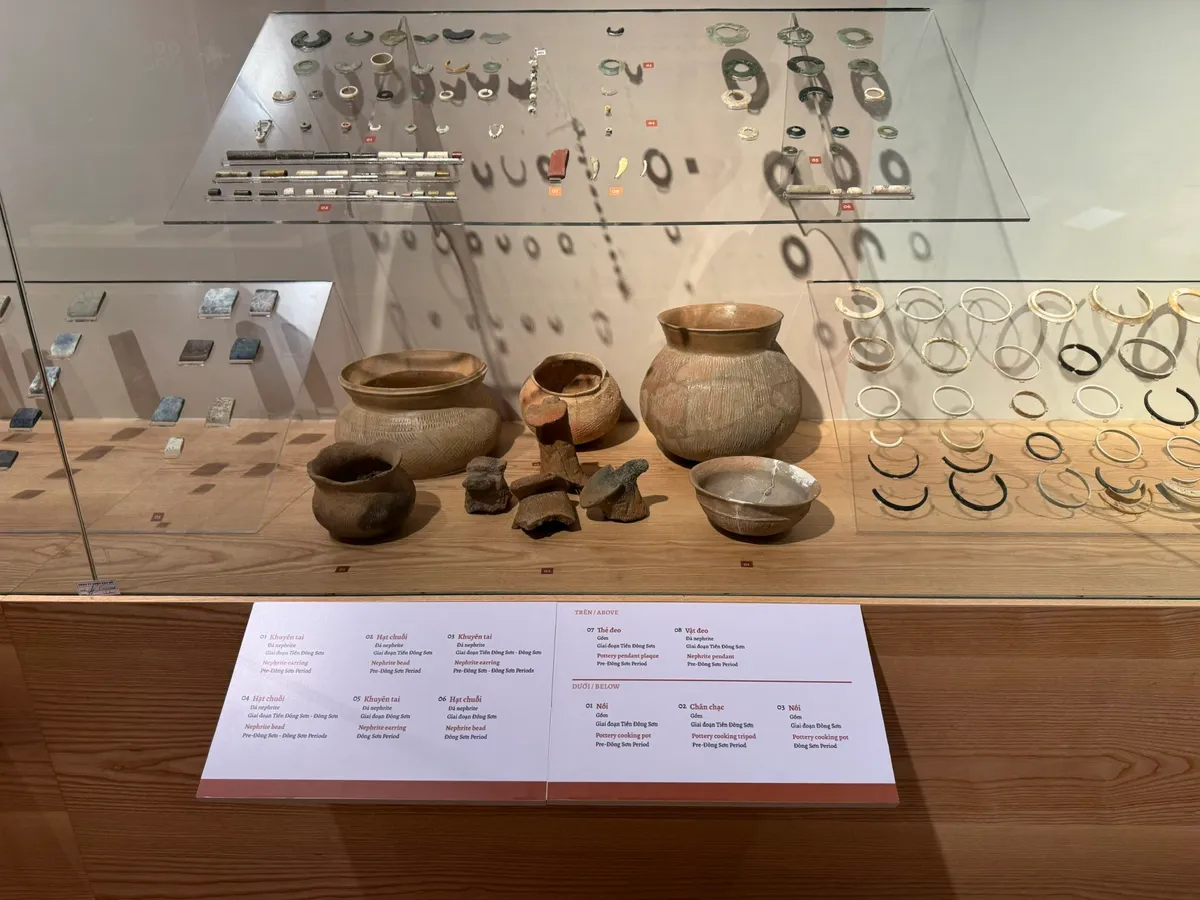 Khám phá khảo cổ từ Vườn Chuối qua gần 1000 tài liệu, hiện vật quý - Ảnh 4.