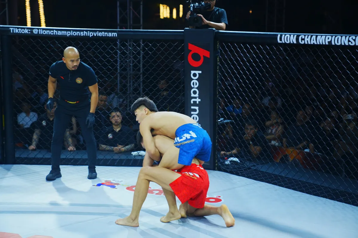 Sai lầm ch&iacute; mạng khiến H&agrave; Thế Anh thua đ&aacute;ng tiếc tại LION Championship 28- Ảnh 2.