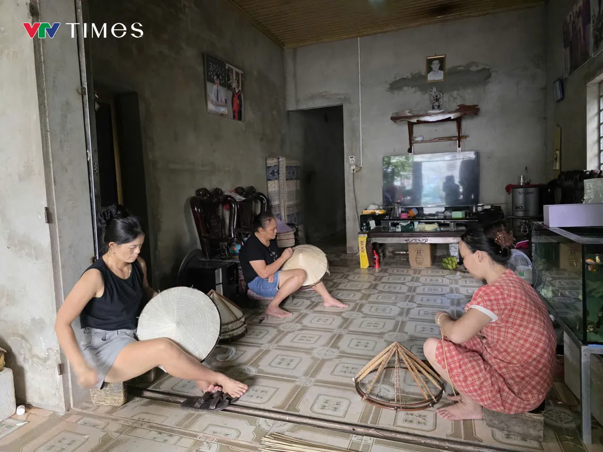 Nón lá Sai Nga – Giữ hồn Đất Tổ giữa nhịp sống hiện đại - Ảnh 1.