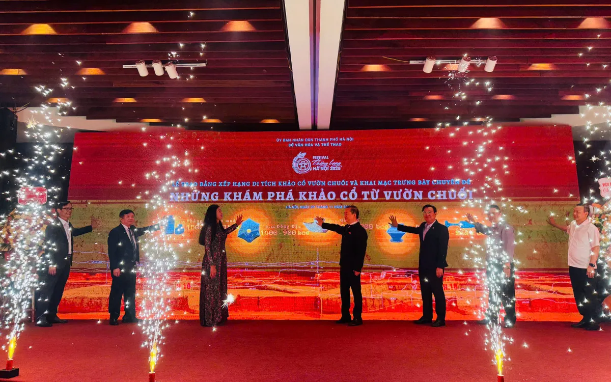 Khai mạc trưng bày "Những khám phá khảo cổ từ Vườn Chuối"