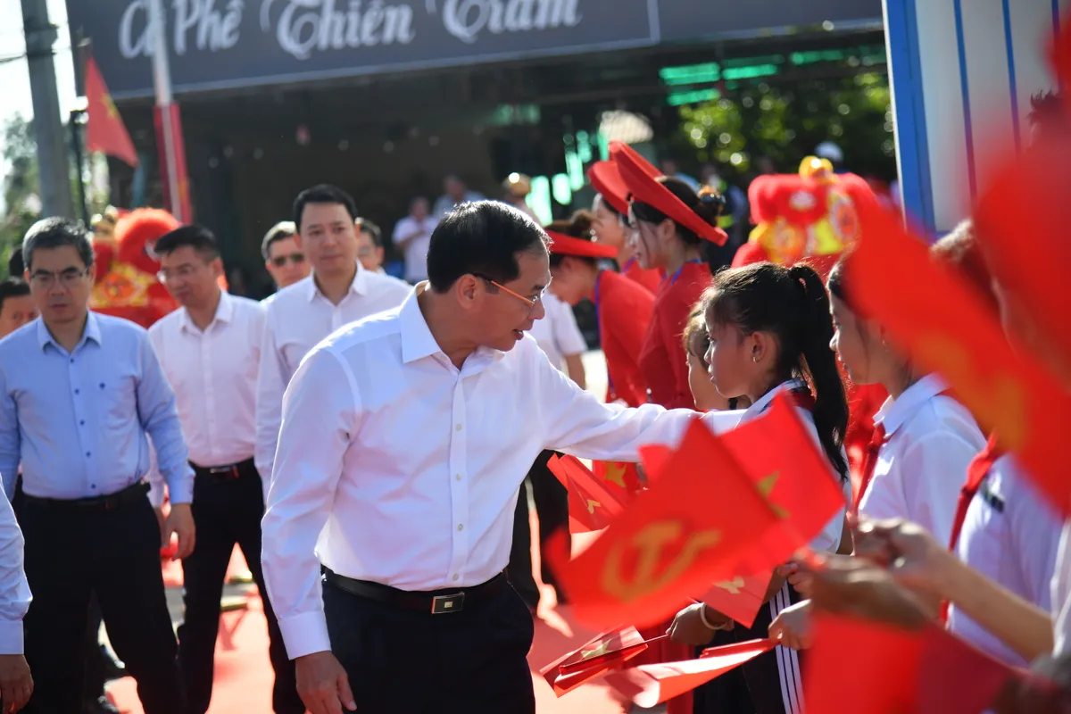 Phó Thủ tướng Bùi Thanh Sơn dự, khởi công 3 trường học vùng biên giới An Giang - Ảnh 3.