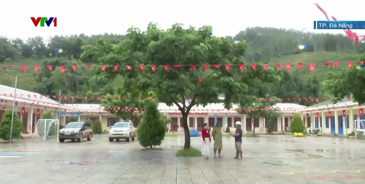 Người dân vùng biên vui mừng khởi công trường học an toàn - Ảnh 3.