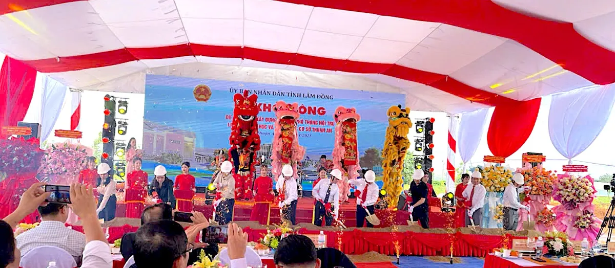 Lâm Đồng ưu tiên đầu tư giáo dục vùng đồng bào dân tộc - Ảnh 2.