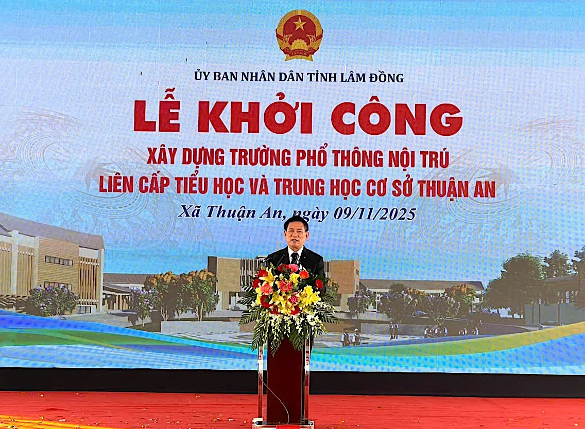 Lâm Đồng ưu tiên đầu tư giáo dục vùng đồng bào dân tộc - Ảnh 1.