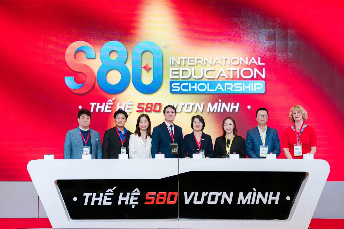 S80 International Education Scholarship tài trợ 8000 suất học bổng IELTS và tiếng Anh giao tiếp trực tuyến - Ảnh 2.