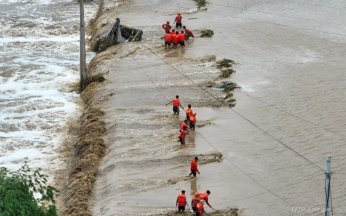 Sau khi hoành hành khắp miền Bắc và miền Trung Philippines  hôm 9/11/2025, bão Fung-wong đã gây thiệt hại nặng nề tại quốc gia này (Ảnh: AFP)