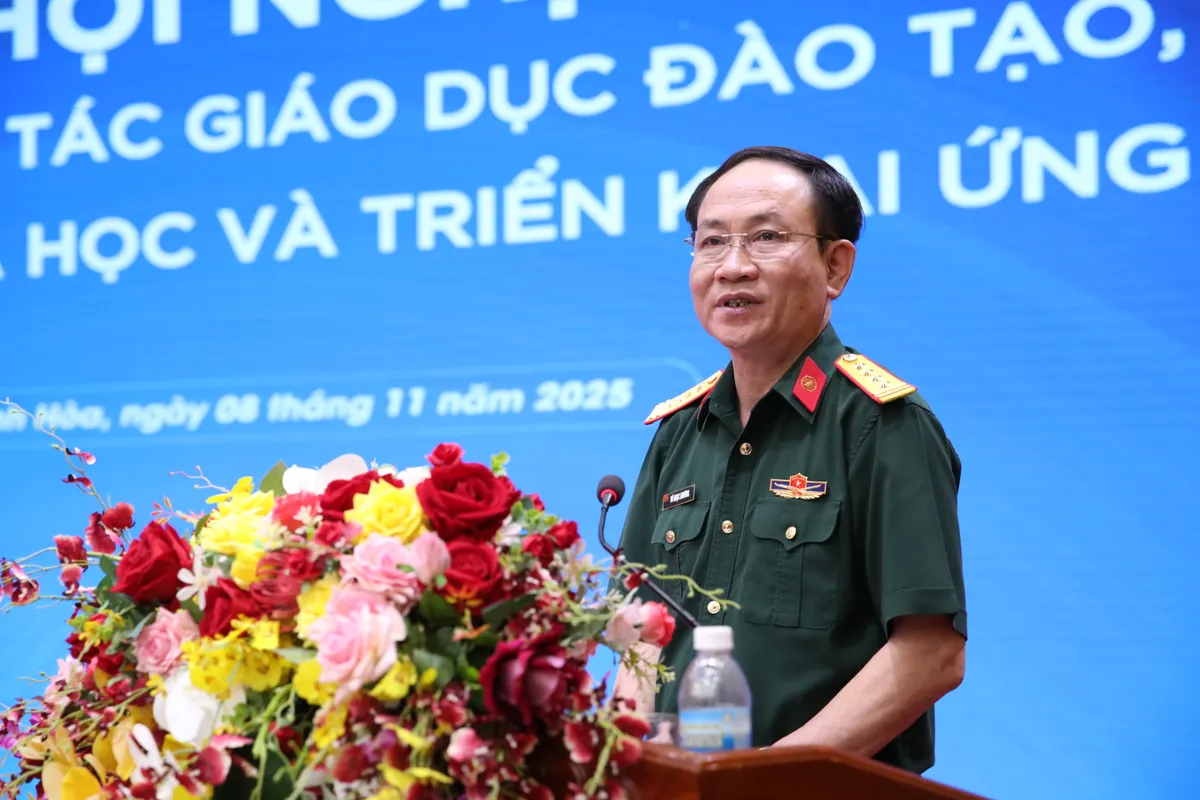 Hợp tác chiến lược, đẩy mạnh đào tạo, R&D và hạ tầng viễn thông  - Ảnh 1.