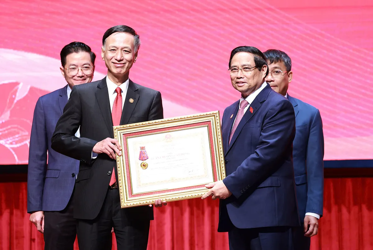 Thủ tướng: Xây dựng nền ngoại giao toàn diện, hiện đại, chuyên nghiệp, mang đậm bản sắc Việt Nam - Ảnh 2.