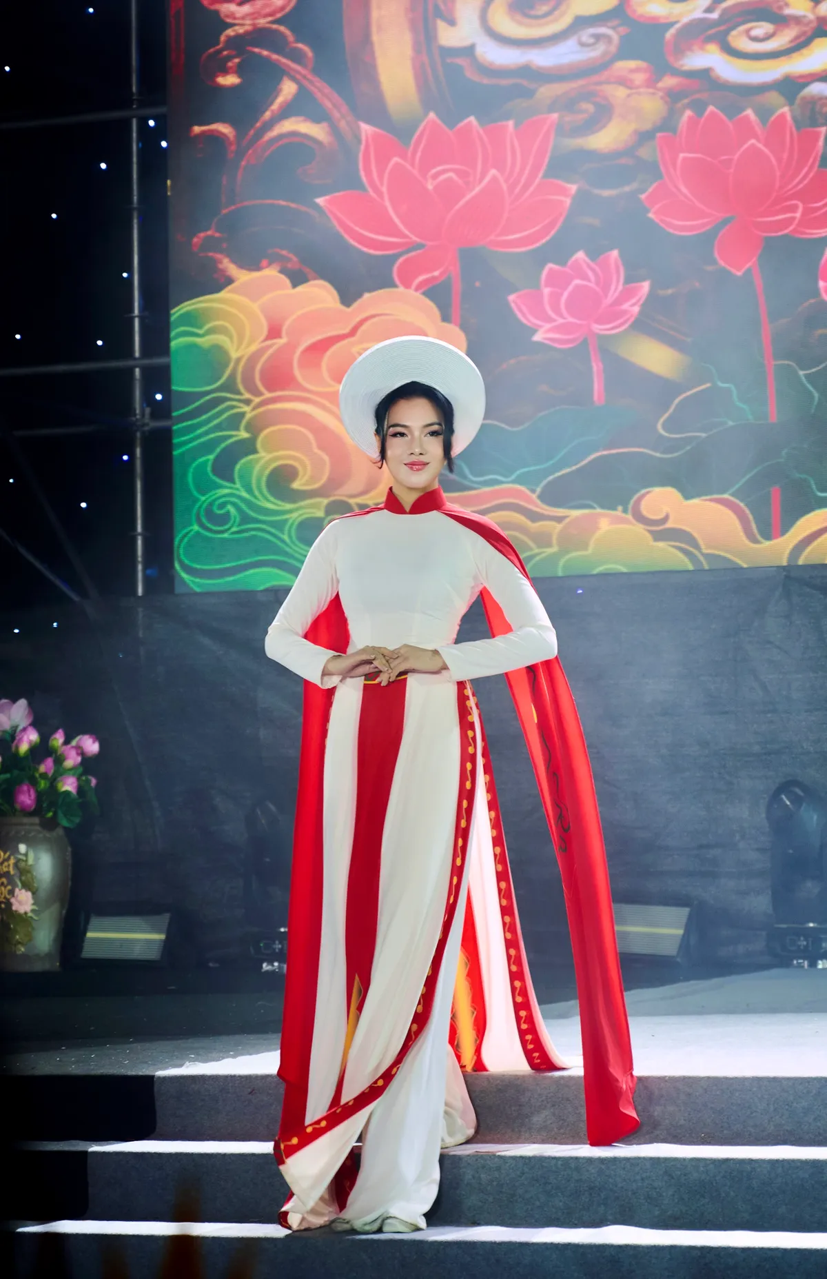 Lễ hội Áo dài Du lịch Hà Nội 2025: Tỏa sáng tinh hoa di sản - Ảnh 4.