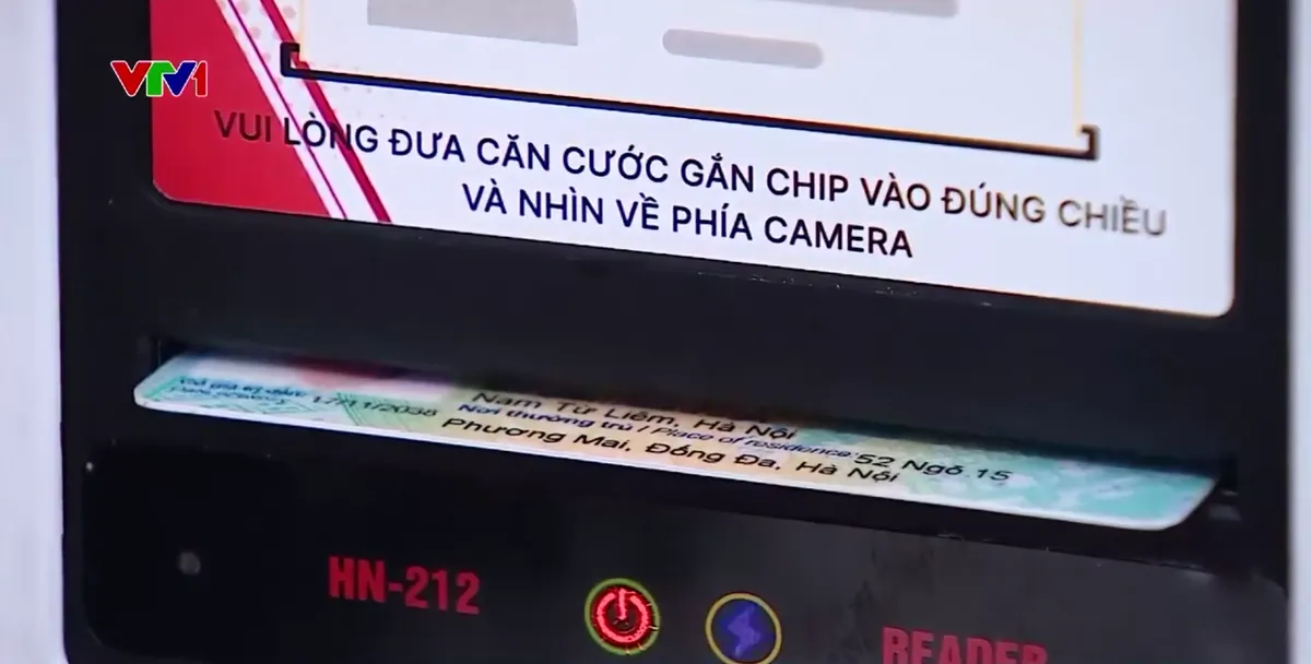 H&agrave; Nội triển khai m&ocirc; h&igrave;nh kiosk th&ocirc;ng minh, x&aacute;c thực bản sao điện tử- Ảnh 5.