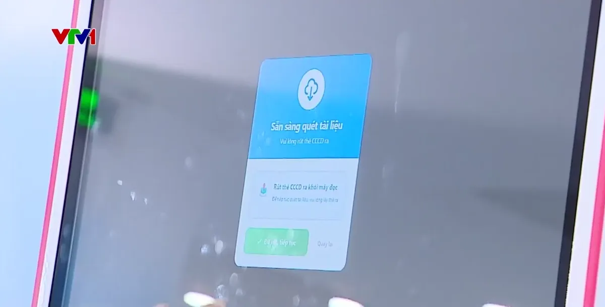 H&agrave; Nội triển khai m&ocirc; h&igrave;nh kiosk th&ocirc;ng minh, x&aacute;c thực bản sao điện tử- Ảnh 4.