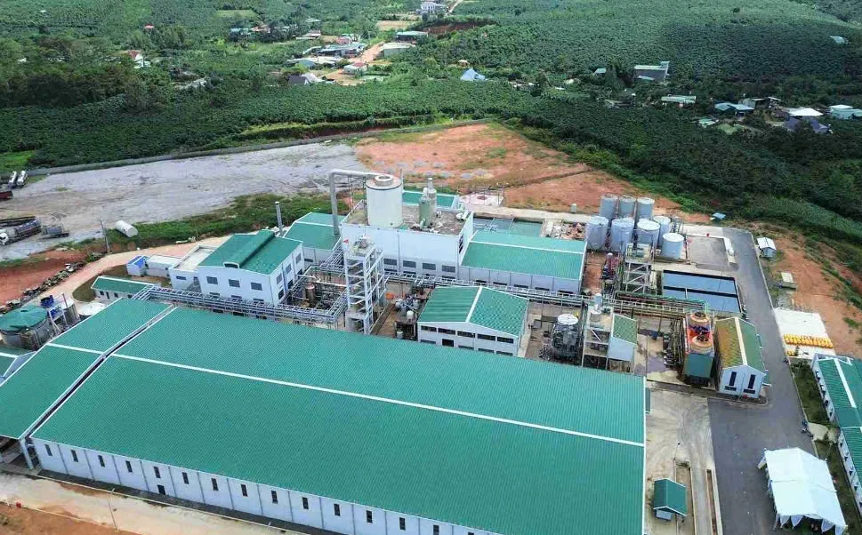 Điều tra nguyên nhân vụ nổ bồn chứa axit làm 2 người tử vong ở Lâm Đồng - Ảnh 1.