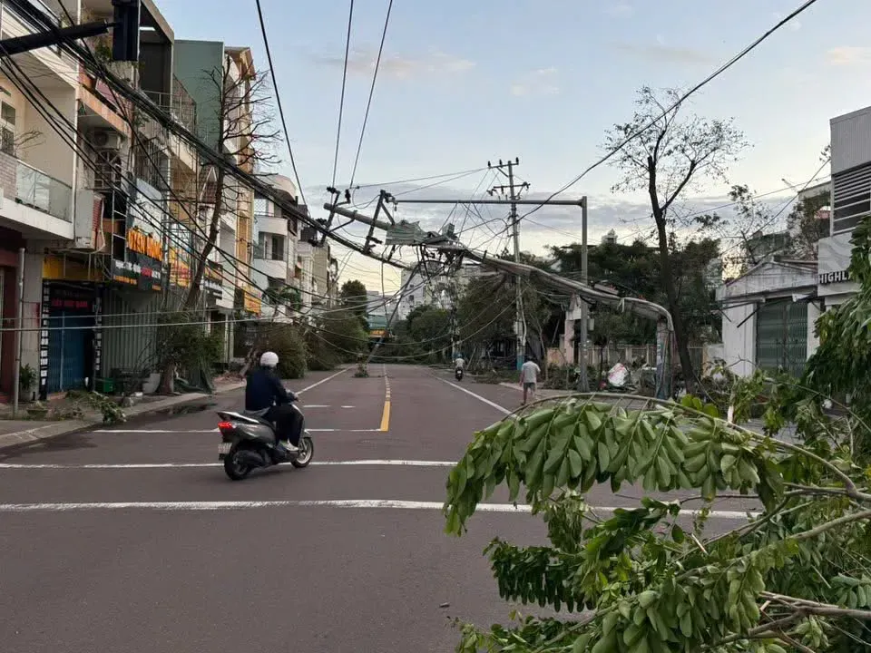 Gia Lai công bố tình huống khẩn cấp về thiên tai tại 65 xã, phường - Ảnh 1.