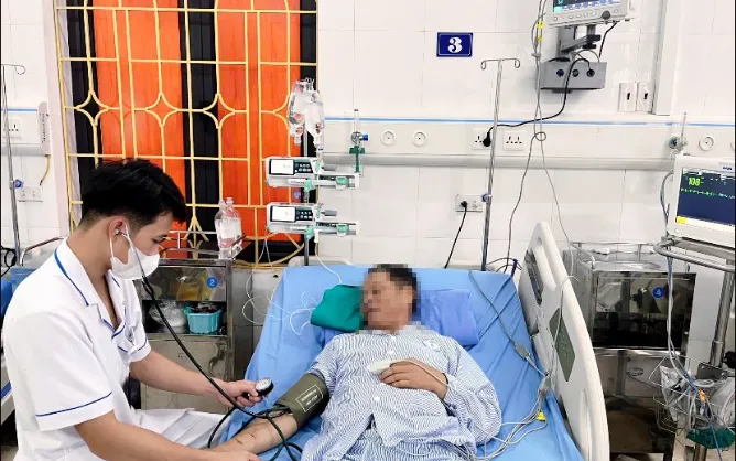 Người đàn ông ở Lào Cai nguy kịch do tự ý dùng thuốc hạ huyết áp 