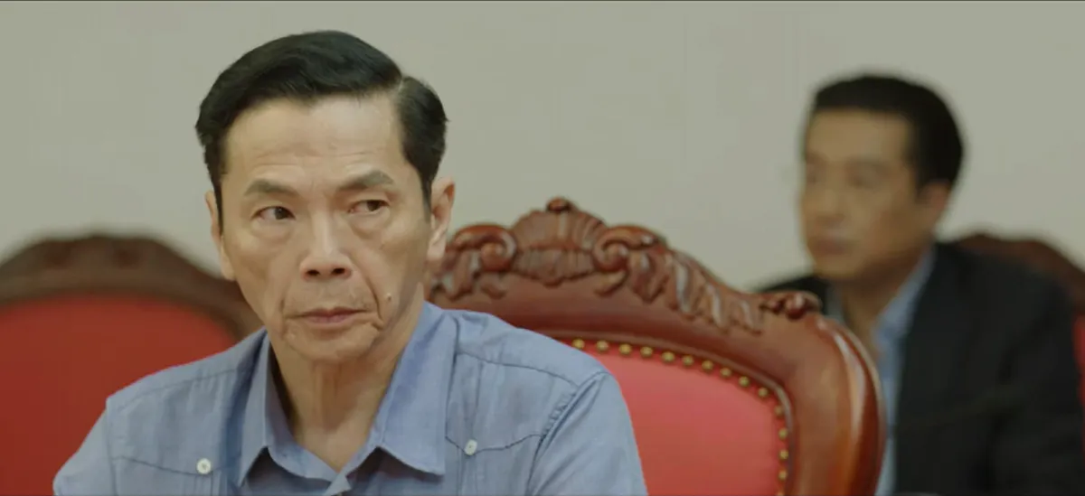 Lằn ranh - Tập 7: &Ocirc;ng S&aacute;ch d&ugrave;ng mọi c&aacute;ch hỗ trợ Khắc giữ ghế Gi&aacute;m đốc Sở - Ảnh 6.