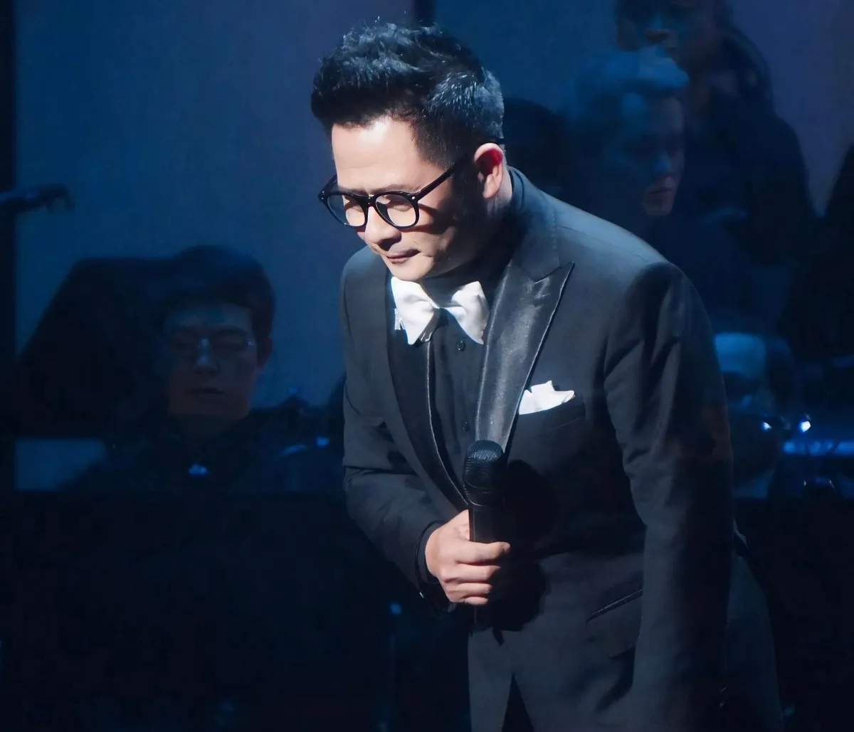 Từ lời xin lỗi của Bằng Kiều đến góc nhìn về văn hóa thần tượng - Ảnh 1.